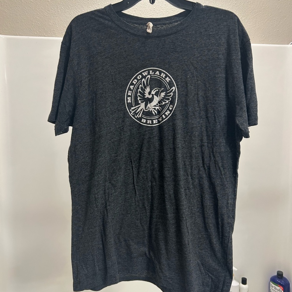 MEADOWLARK Charcoal Short Sleeve Tee